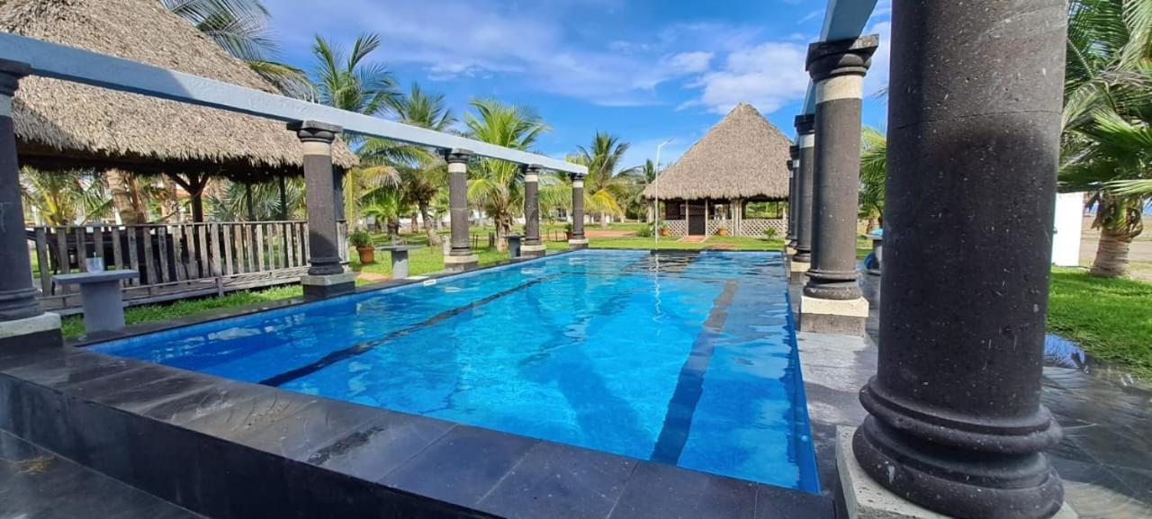 Ananta Hotel กาสซีตาส ภายนอก รูปภาพ